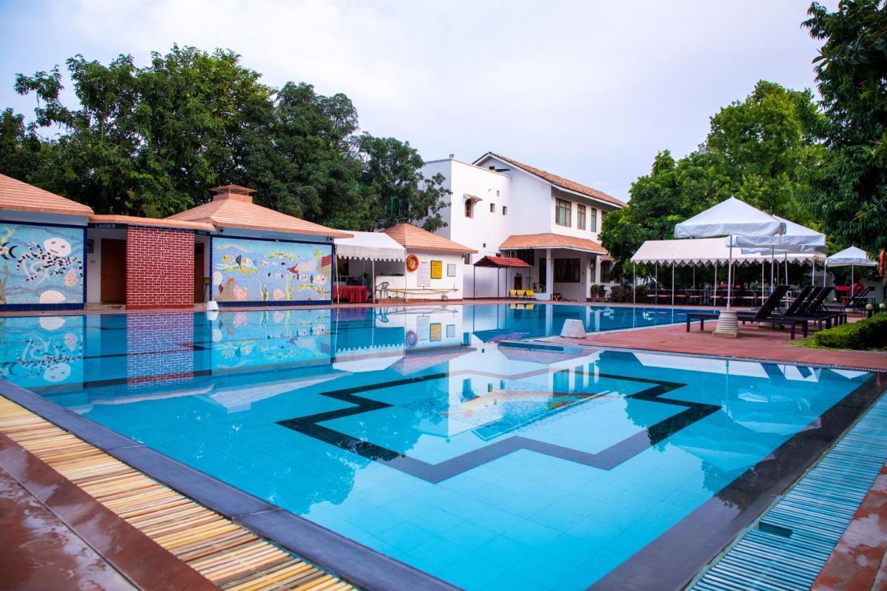 Amantra Shilpi Resort & Spa Udaipur Buitenkant foto