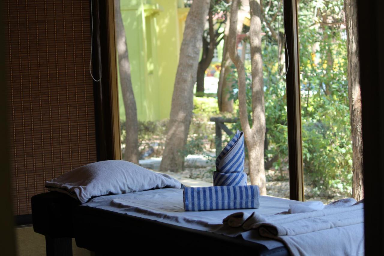 Amantra Shilpi Resort & Spa Udaipur Buitenkant foto