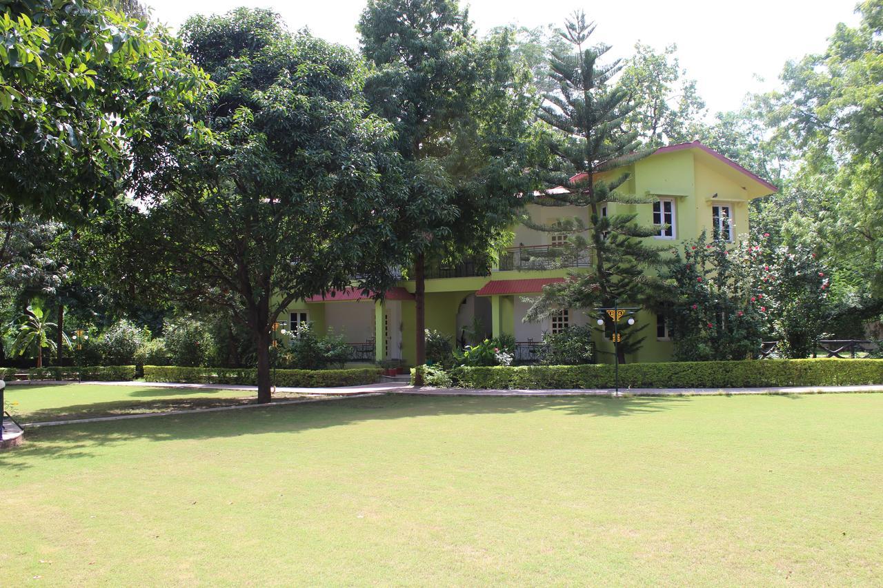 Amantra Shilpi Resort & Spa Udaipur Buitenkant foto
